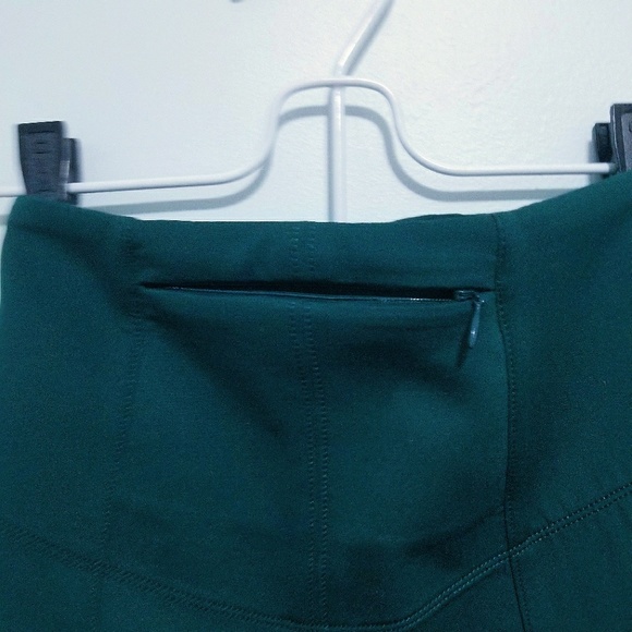 Lululemon Cityfarer Skirt Size 8 - Picture 5 of 6